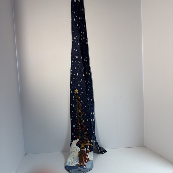 Hallmark Other - Silk Necktie holiday hallmark Yule tide greetings Polar Bear and Reindeer